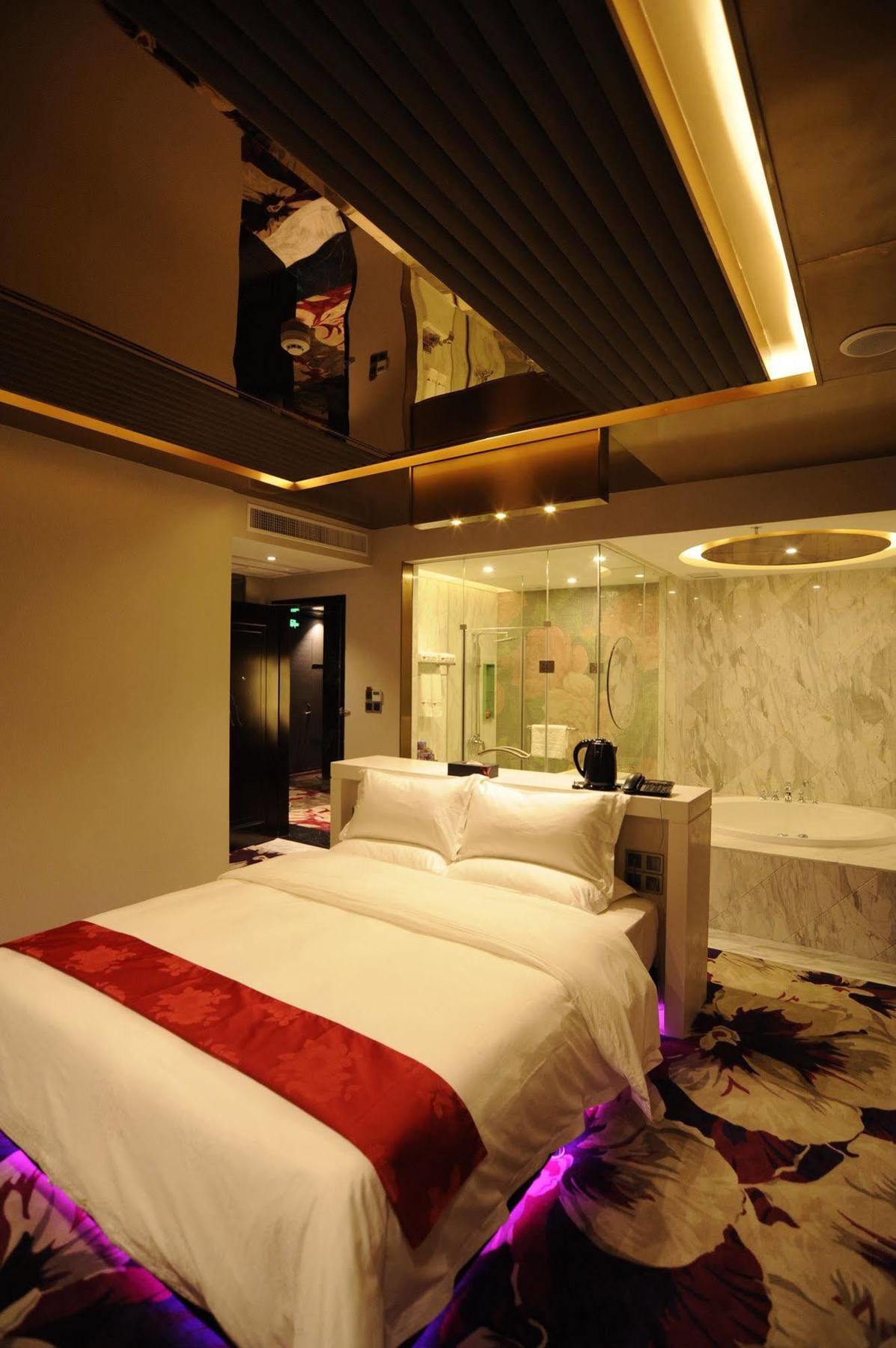 Secret Garden Hotel Guangzhou Bagian luar foto