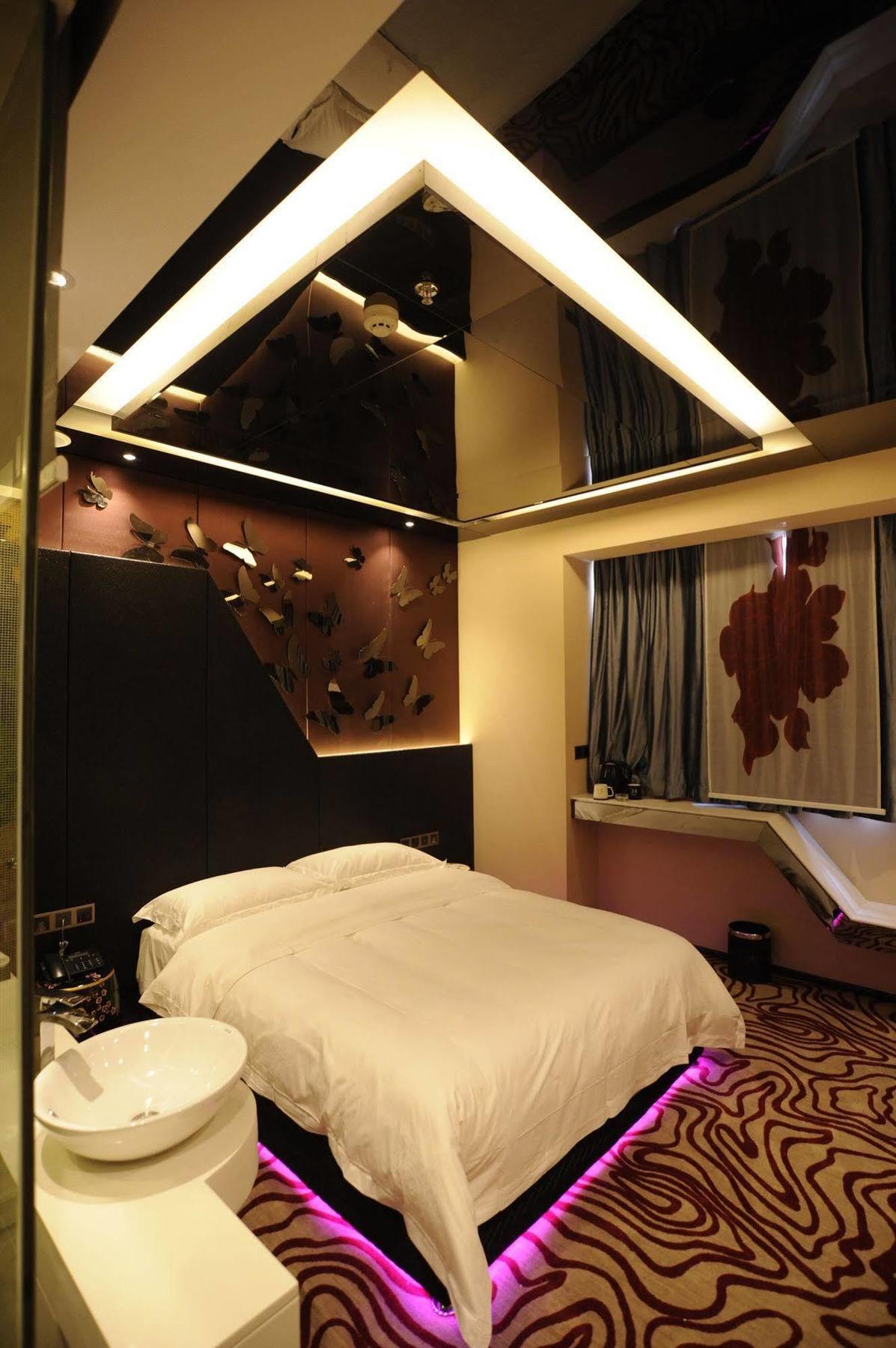 Secret Garden Hotel Guangzhou Bagian luar foto