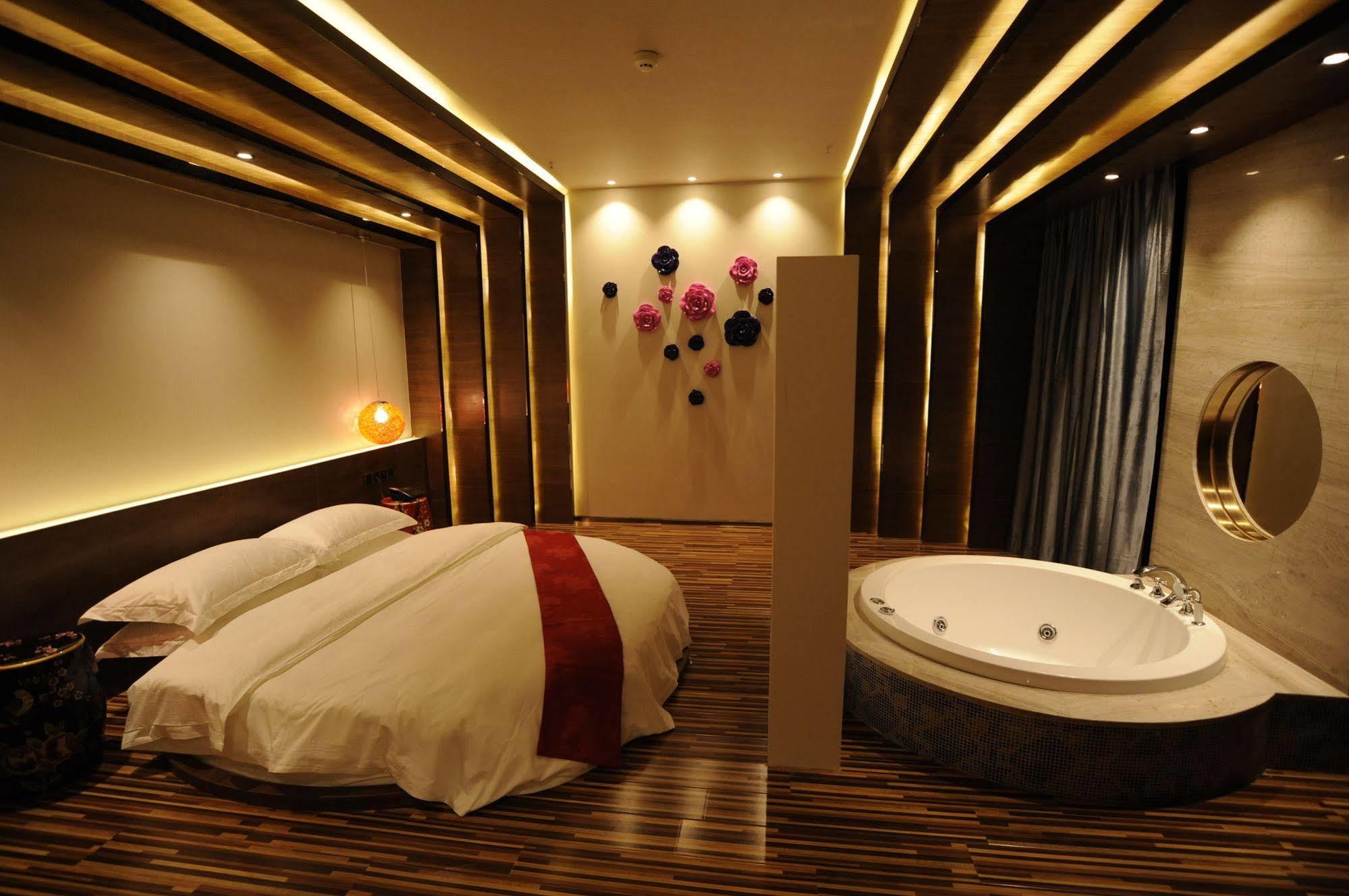 Secret Garden Hotel Guangzhou Bagian luar foto