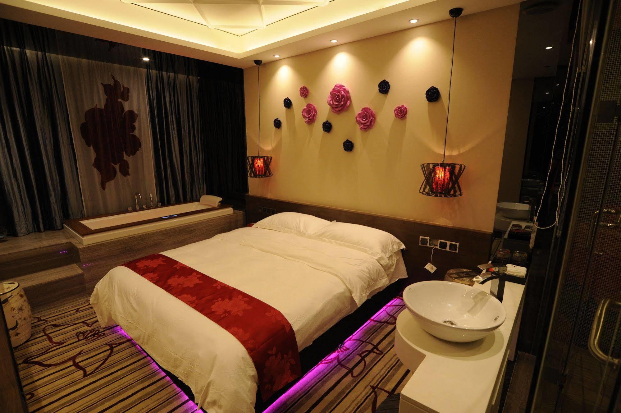 Secret Garden Hotel Guangzhou Bagian luar foto