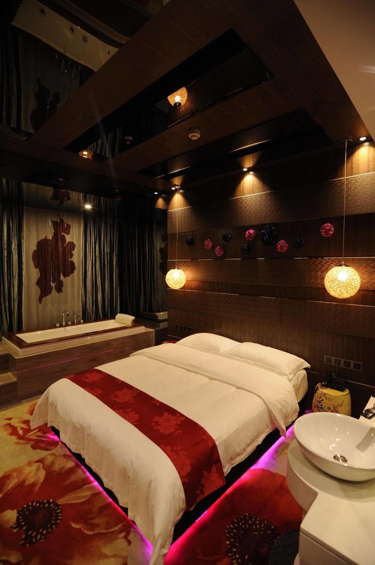 Secret Garden Hotel Guangzhou Bagian luar foto