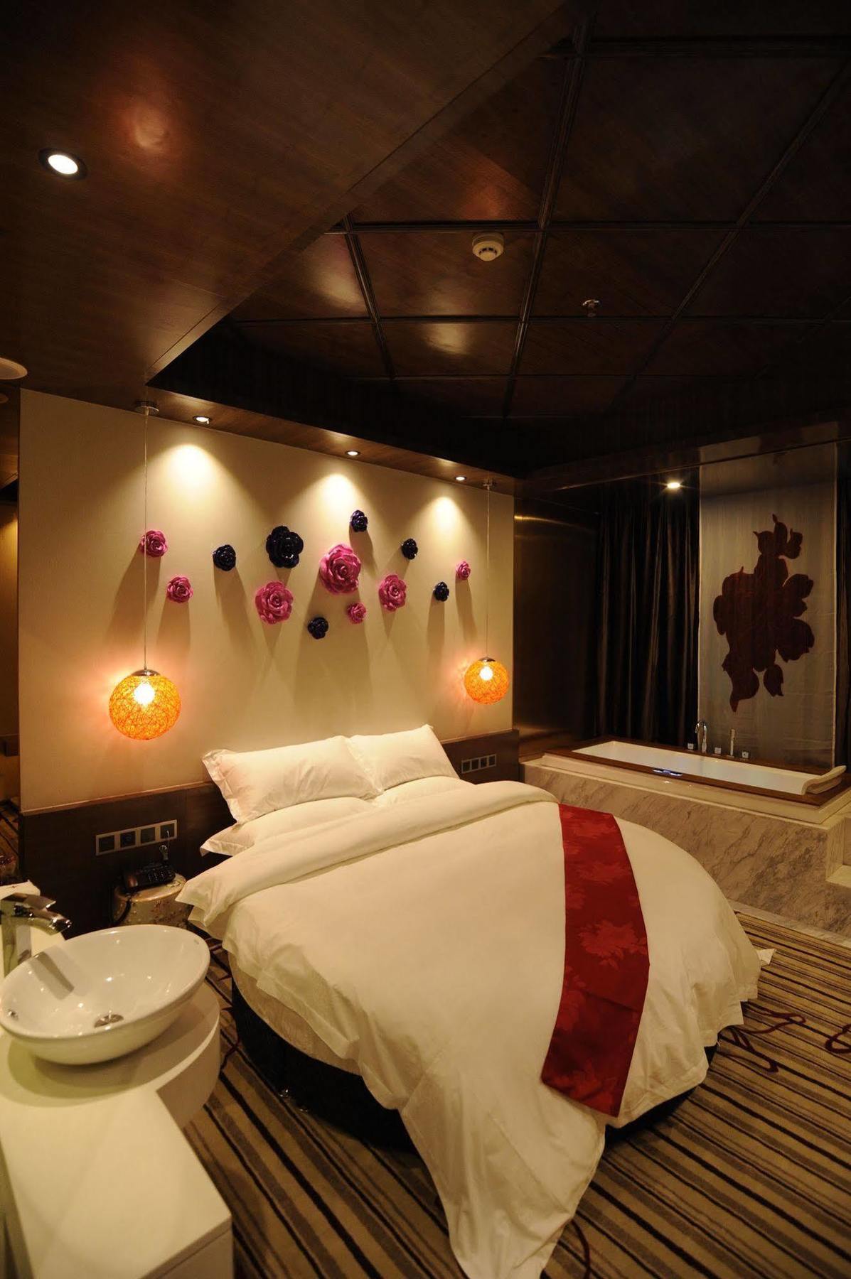 Secret Garden Hotel Guangzhou Bagian luar foto
