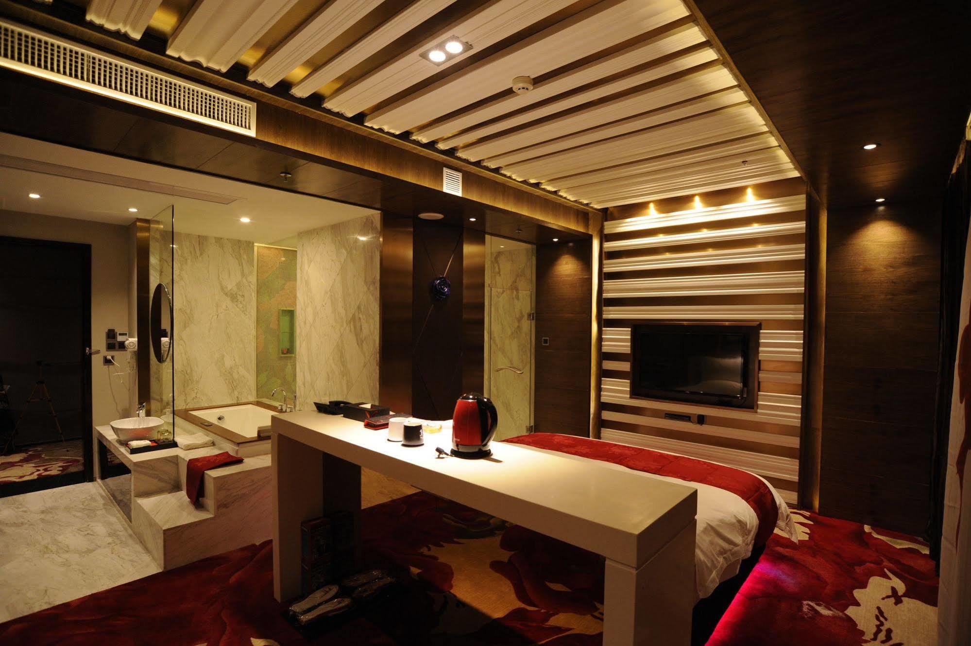 Secret Garden Hotel Guangzhou Bagian luar foto