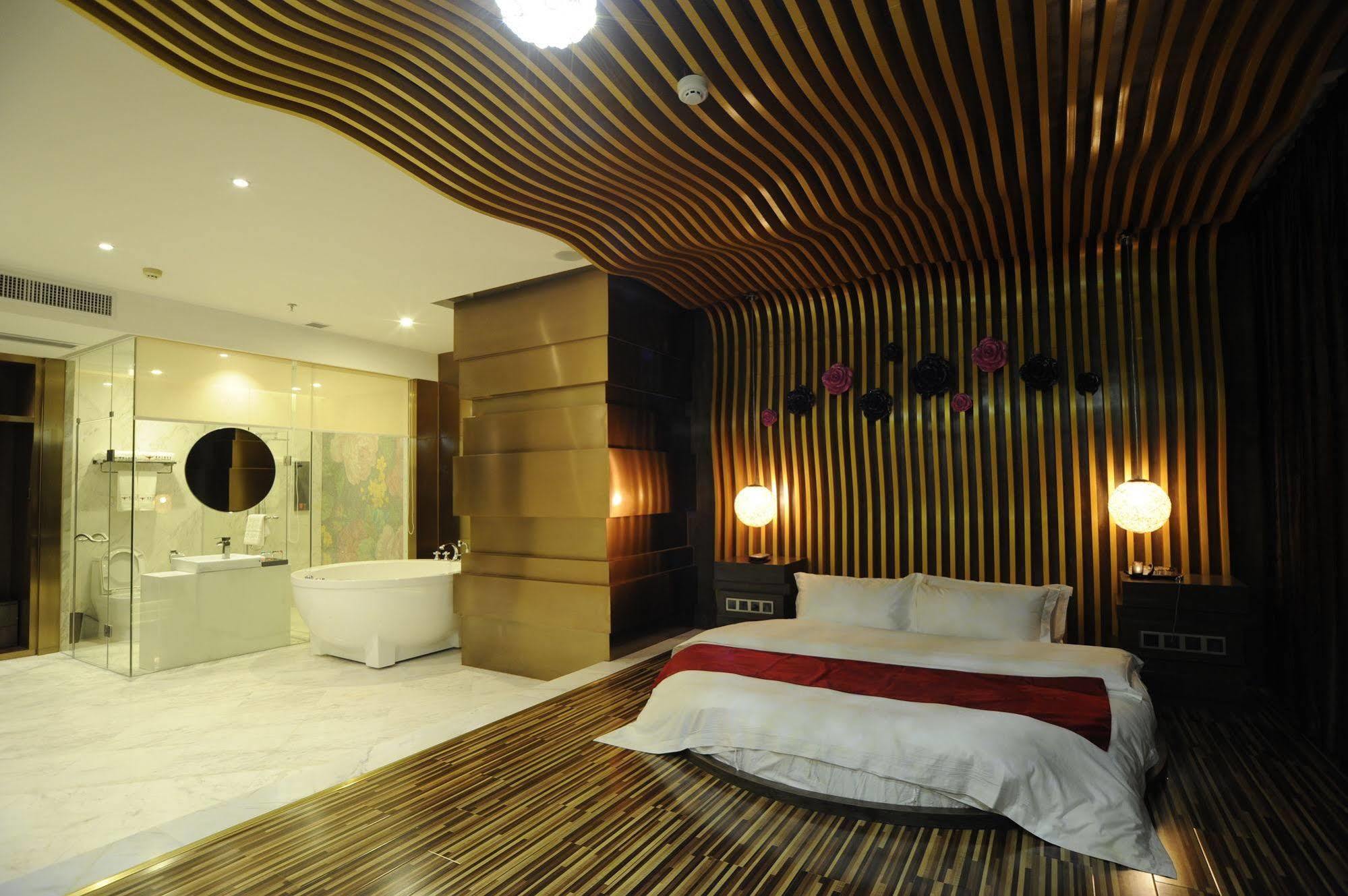Secret Garden Hotel Guangzhou Bagian luar foto